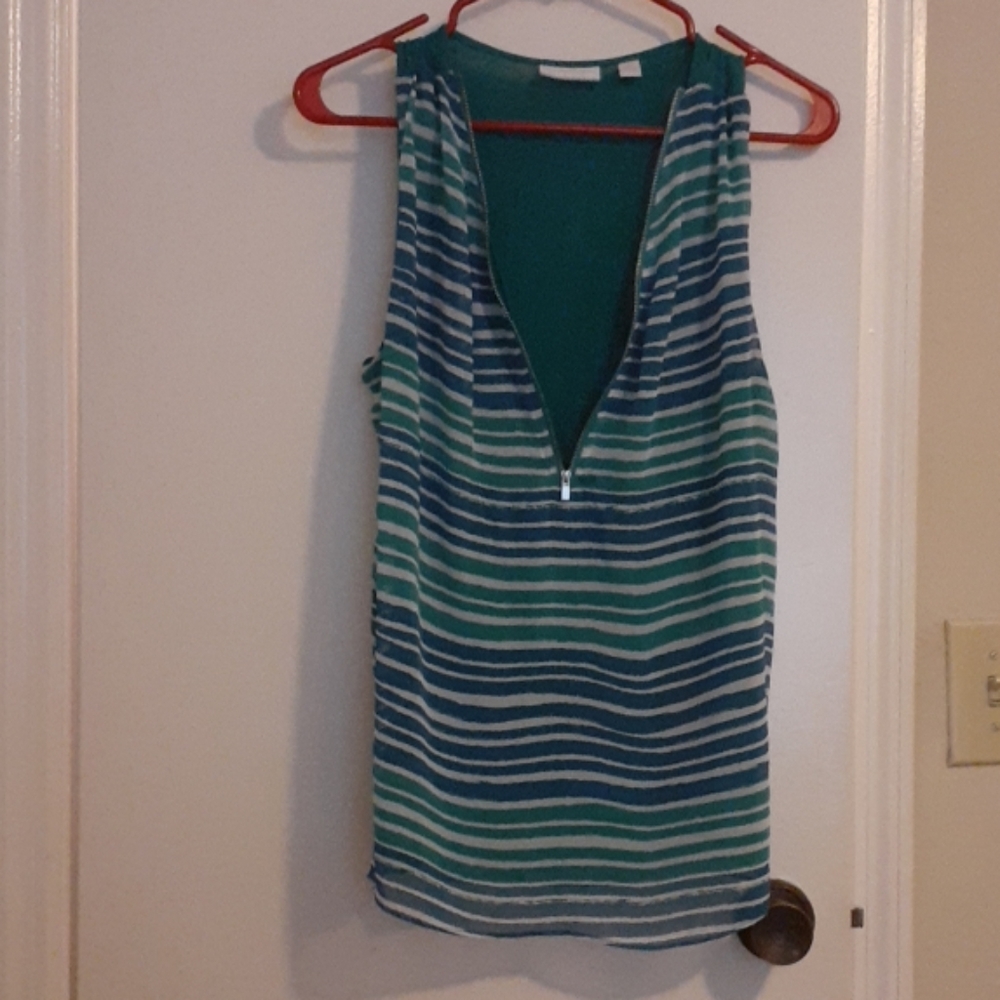 Sleeveless blouse
